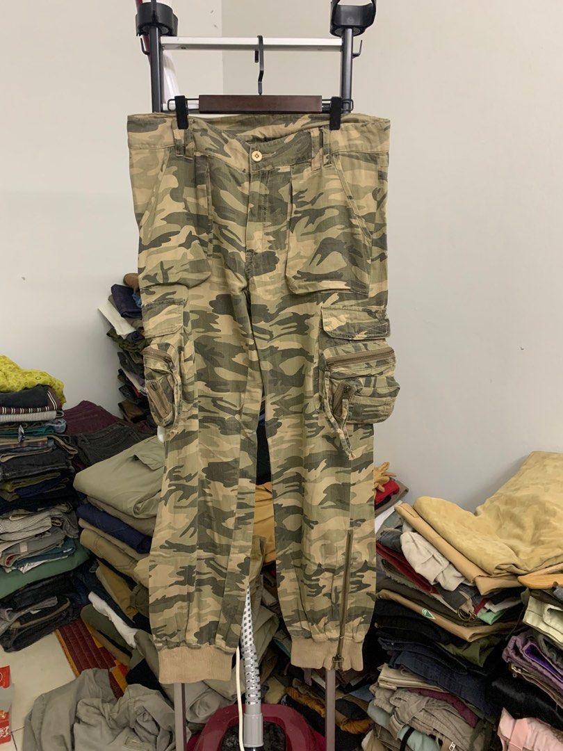 Royal blue sales camo pants