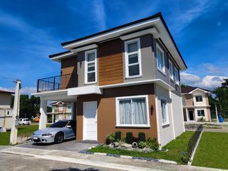 5 Bedroom Single Detach House and Lot near DLSU Dasmariñas, Cavite