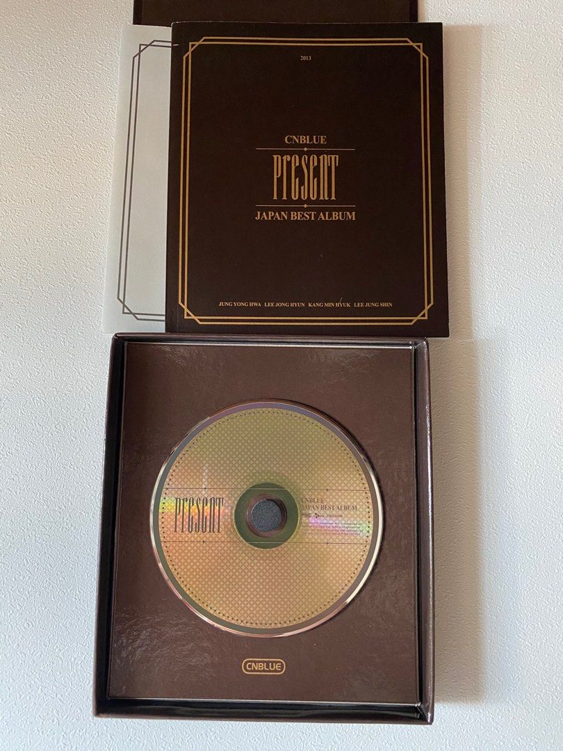 ○手数料無料!!CNBLUE Japan Best (韓国特別盤) Album 'Present' CD