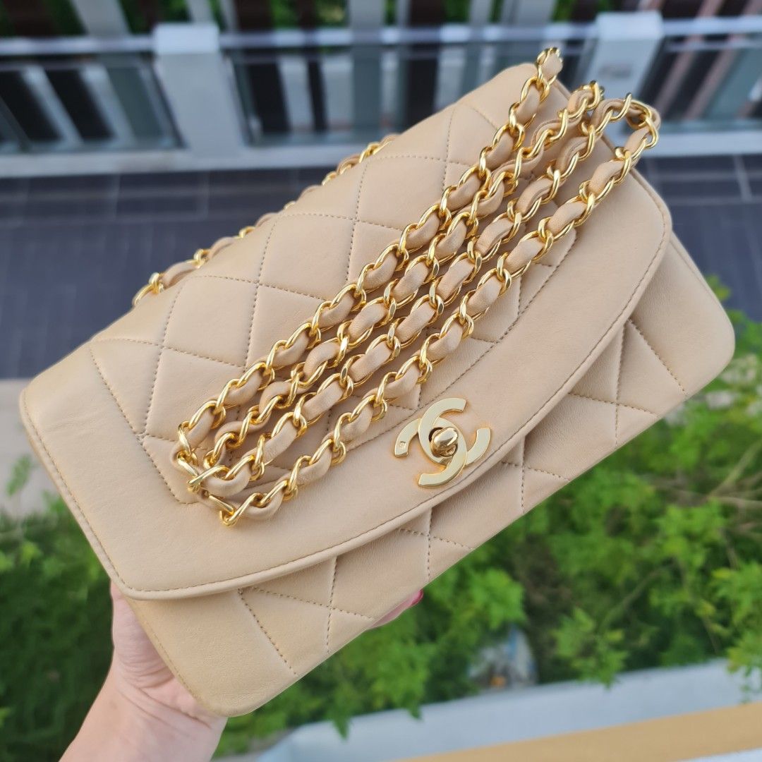 🍞 VINTAGE CHANEL BEIGE SMALL LADY DIANA CLASSIC FLAP BAG 22CM 22 CM 23 24K  GHW CF LAMBSKIN GOLD HARDWARE, Luxury, Bags & Wallets on Carousell