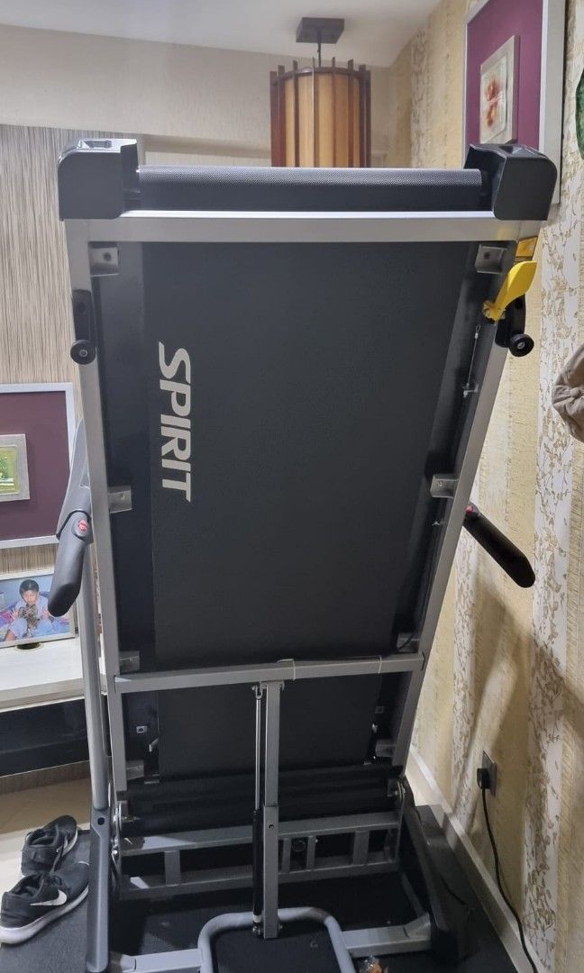 Aibi spirit XT285 treadmill, Sports Equipment, Exercise & Fitness