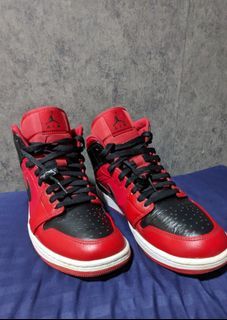 AIR JORDAN 1 REVERSE BRED MID CUT