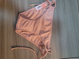 （分類：）位於 。 由 bowbow818 提交（商品編號 1219790372，圖片 1）。簡介： 。