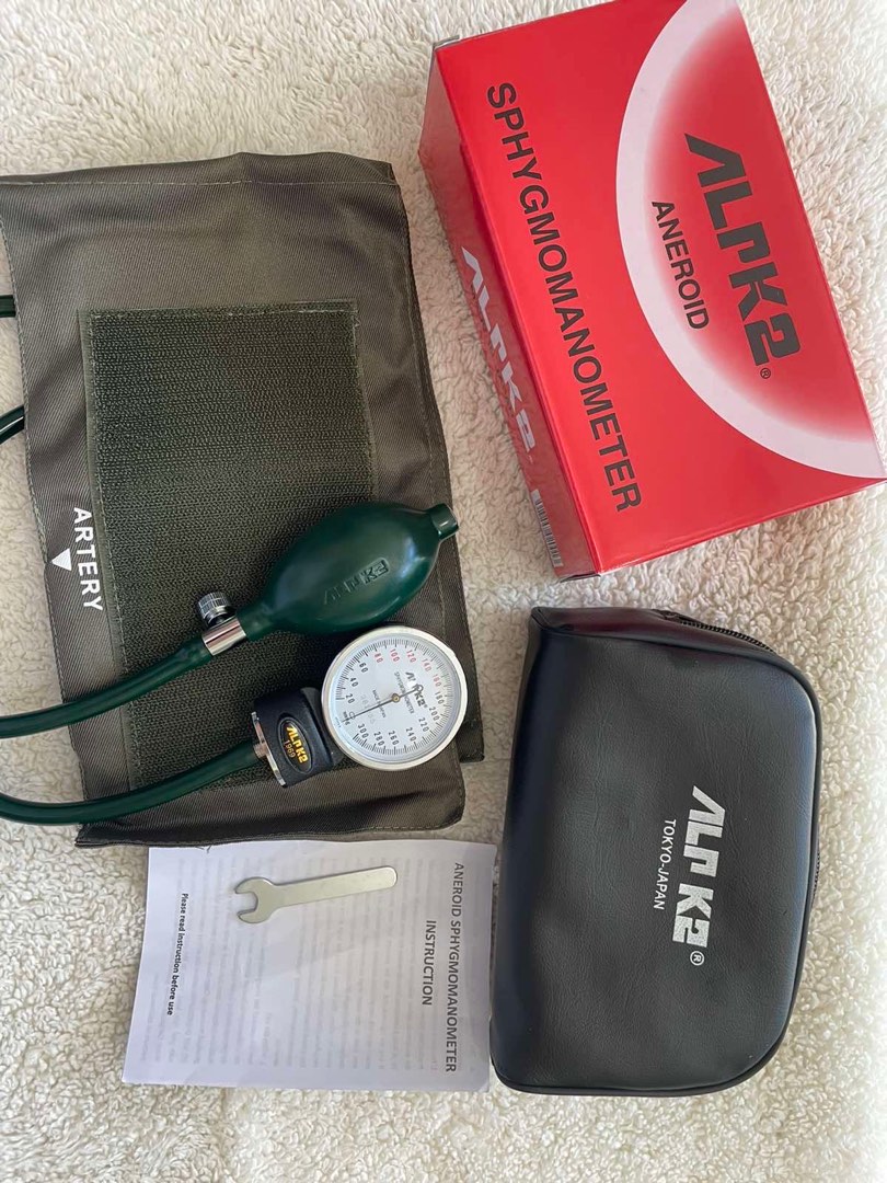 ALPK2 Manual BP sphygmomanometer and stethoscope on Carousell