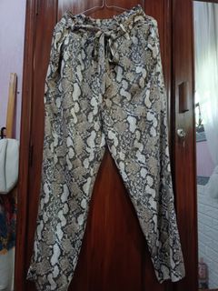 Animal print Paper pants