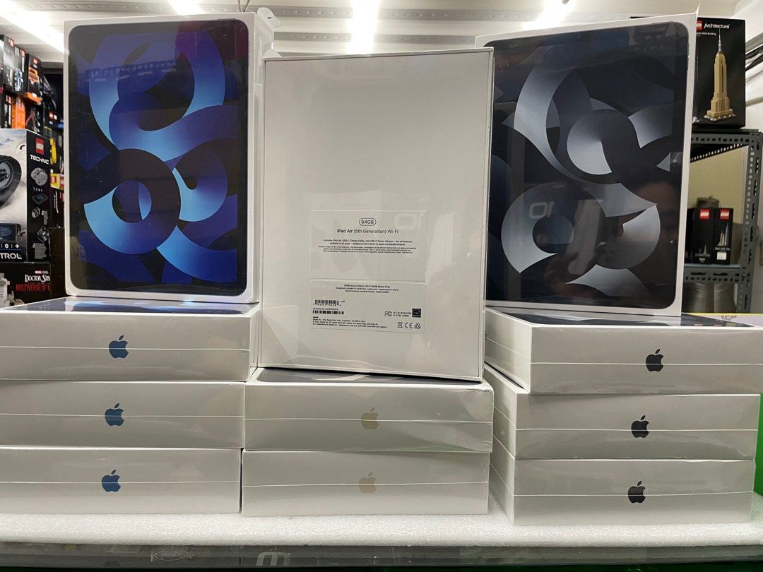 Apple Ipad Air 5th Generation 64gb Wifi (Category: iPad) located in Manila. Submitted by agsbeagle888 (Listing ID 1219761474, Image 2). Description: Apple Ipad Air 5th Generation In the Box iPad Air (5th generation) USB‑C Charge Cable (1 meter) 20W USB‑C Power Adapter Display Liquid Retina display 10.9-inch (diagonal) LED‑backlit Multi‑Touch display with IPS technology 2360-by-1640-pixel resolution at 264 pixels per inch (ppi) Wide color display 