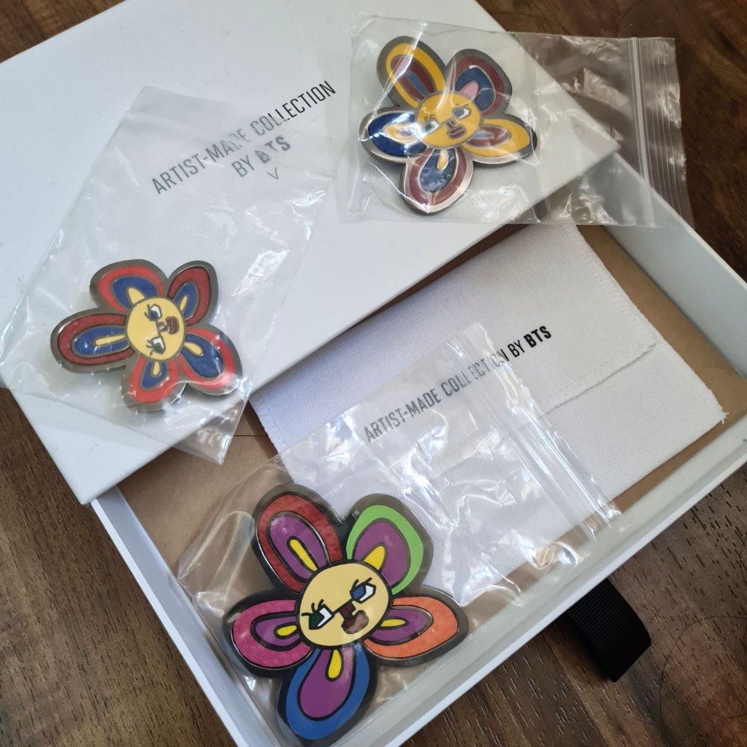 K-Star Artist Made Collection - V Taehyung Flower Buddies Brooch Set