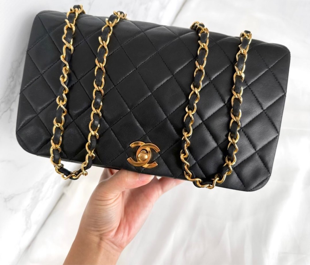 AUTHENTIC CHANEL VINTAGE SMALL FULL FLAPBAG, Luxury, Bags & Wallets on  Carousell