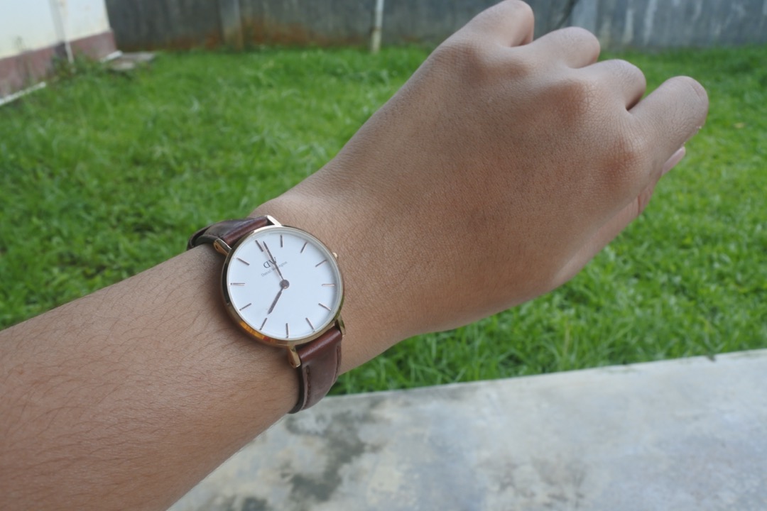 Jam dw clearance wanita original