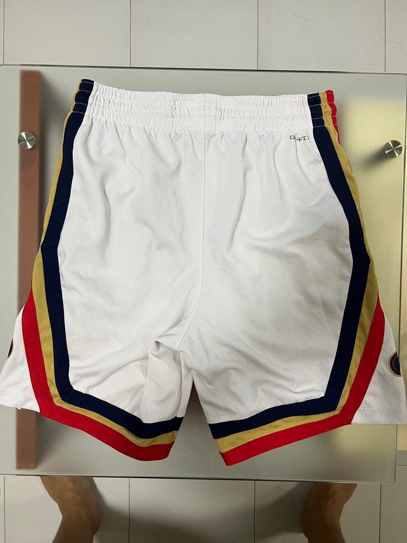 Pelicans swingman shorts discount