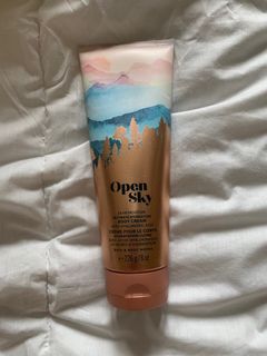 (Category: ) located in . Submitted by katespreloveditems (Listing ID 1219801401, Image 1). Description: .
