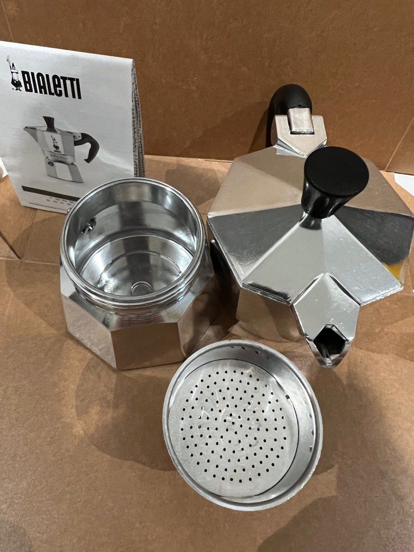 Bialetti Moka Express Coffee Maker Coffee 2 Cups Pot Espresso Coffee