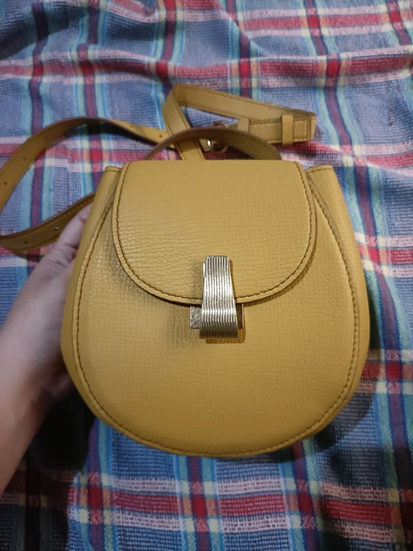 Bottega veneta belt hotsell bag in palmellato