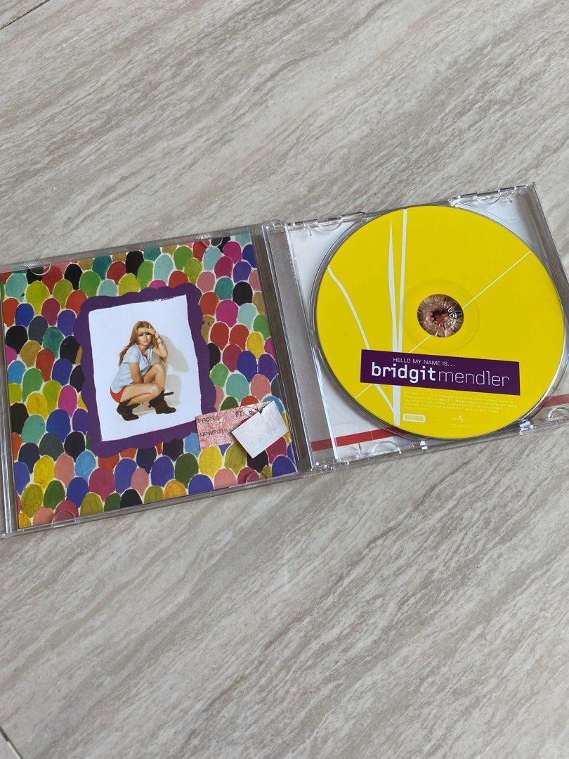 BRIDGET MENDLER - HELLO MY NAME IS (ORIGINAL CD), Musik & Media, CD ...