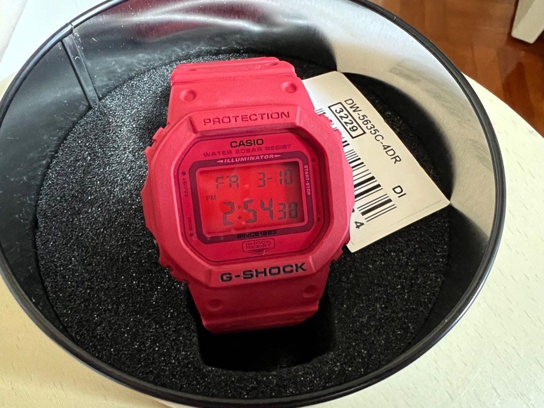 Casio g shock 35th anniversary Red Out DW 5635C 4DR, 名牌, 手錶