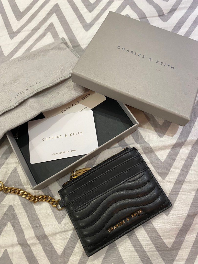 Charles and Keith Card Holder Original on Carousell