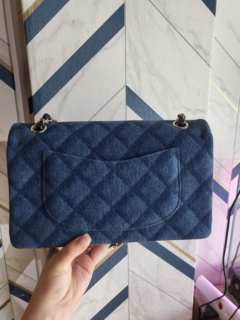 Chanel classic flap hotsell denim