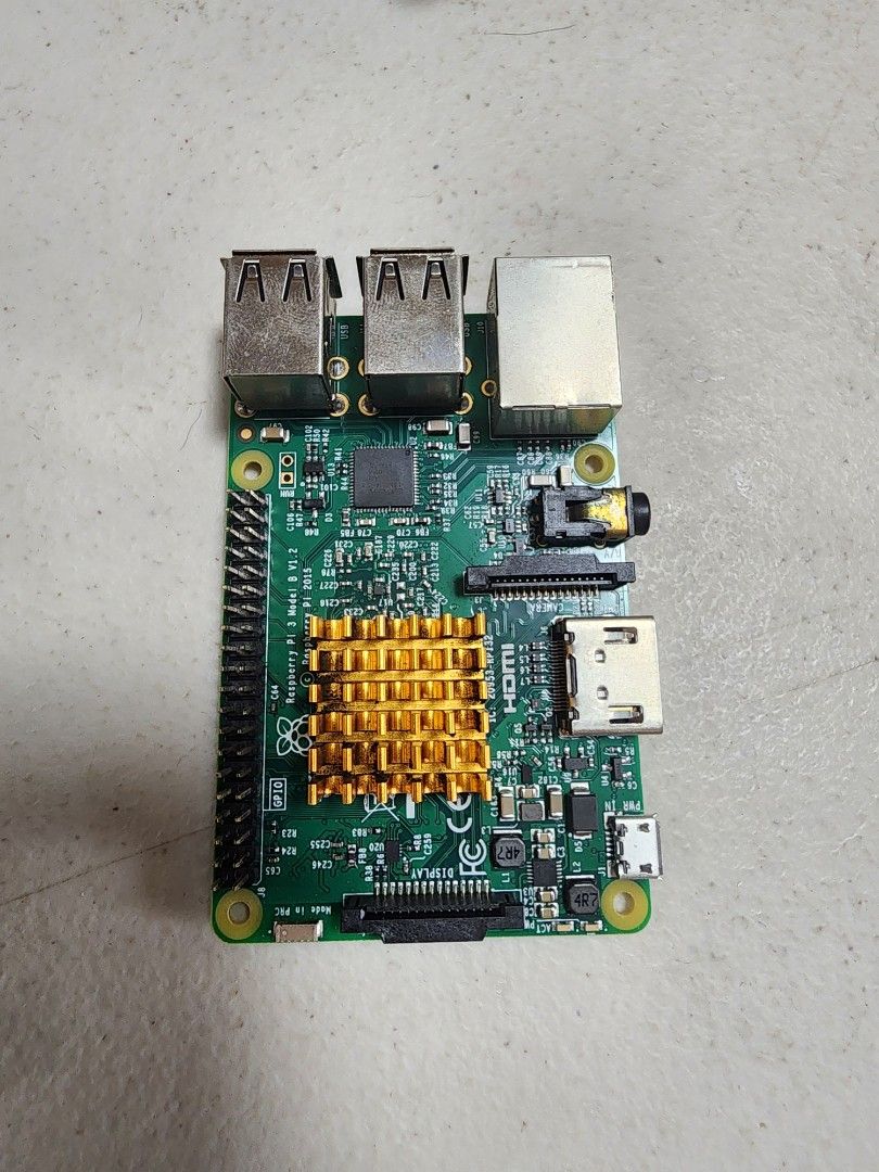 CHEAPEST Raspberry Pi 3 Model B with large heatsink, TV & Home Appliances, Electrical