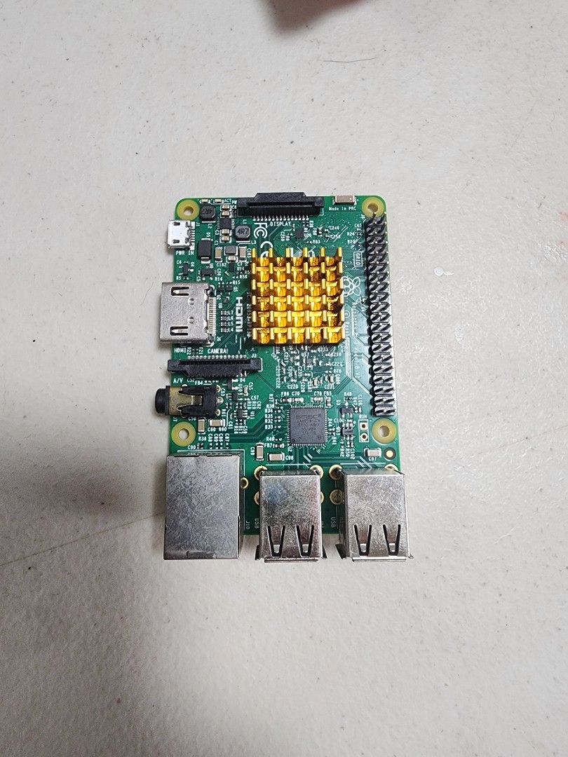 CHEAPEST Raspberry Pi 3 Model B with large heatsink, TV & Home Appliances, Electrical