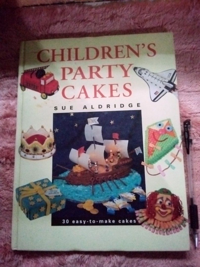 Children's Party Cakes Book on Carousell