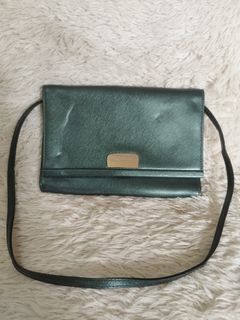 (Kategori: ) berada di . Dikirim oleh xoxothriftshop (ID iklan 1219816465, Gambar 1). Deskripsi: .