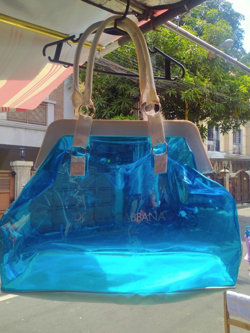 Dolce and new arrivals gabbana beach bag