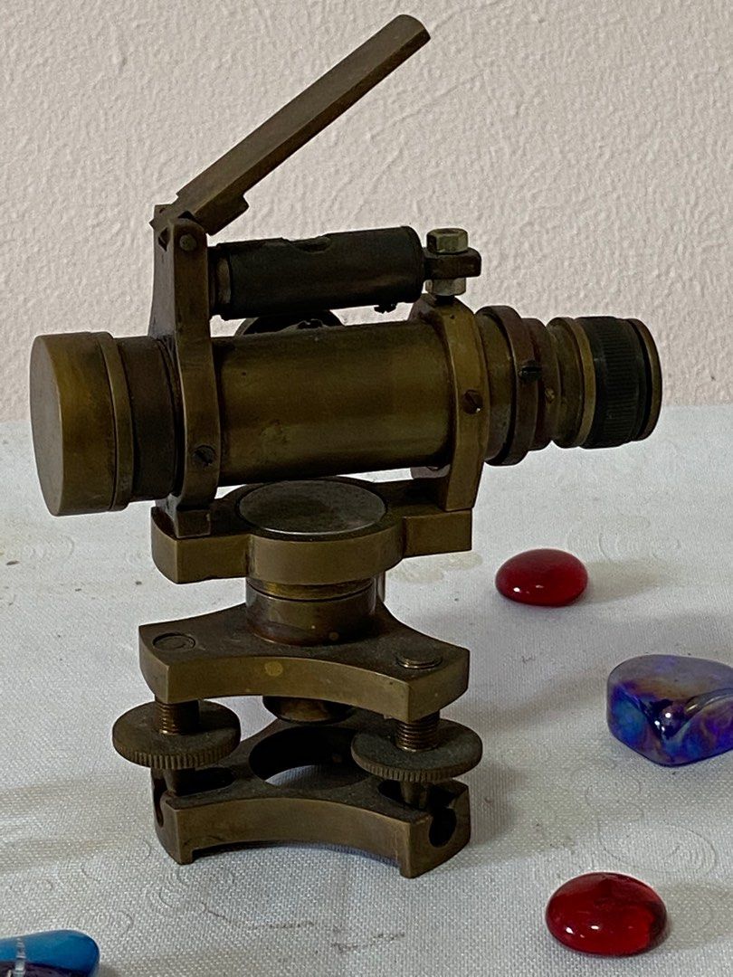 Dumpy level (Category: Vintage Collectibles) located in Singapore. Submitted by globalstuff (Listing ID 1219785132, Image 3). Description: Is 1980s dumpy level brass used in sails boat to measure tide level n heights Hand held level Interested buyer msg dm Price nego but no low ballers Sure I’d 6 inch Very nice desk top historical decorative item .