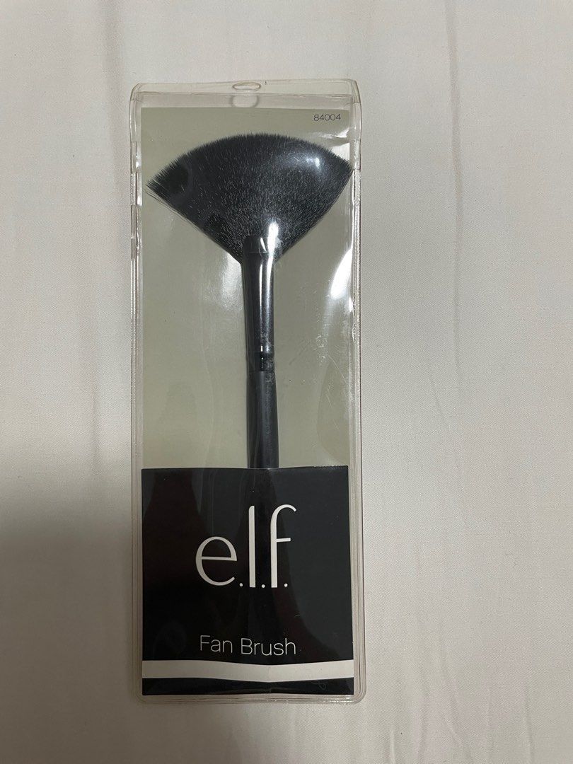 Elf Fan Brush (Category: Makeup) located in Mandaluyong City. Submitted by mainesells_ (Listing ID 1219915154, Image 1). Description: .