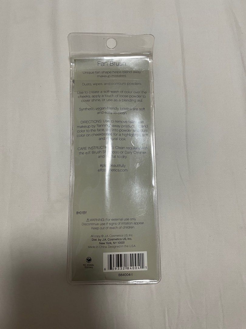 Elf Fan Brush (Category: Makeup) located in Mandaluyong City. Submitted by mainesells_ (Listing ID 1219915154, Image 2). Description: .