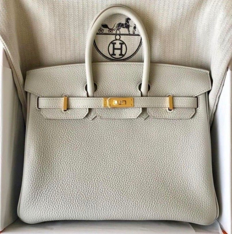 Hermes Birkin 25 Noir GHW, Luxury, Bags & Wallets on Carousell