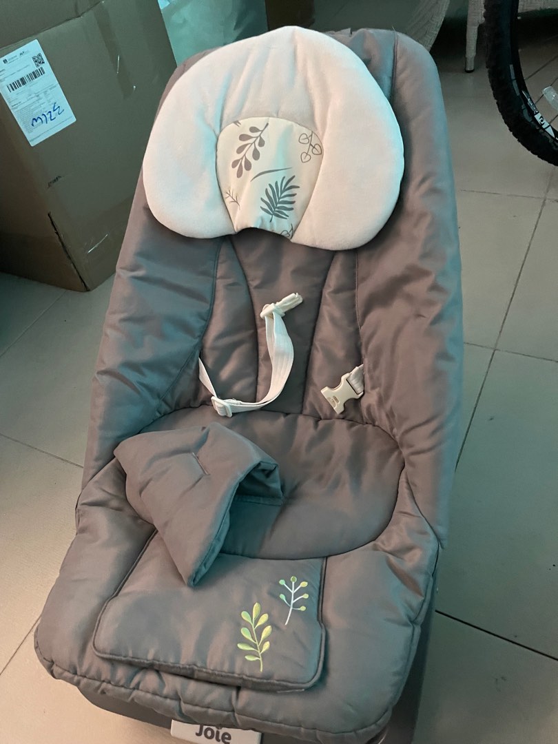 Joie bouncer, Babies & Kids, Infant Playtime on Carousell