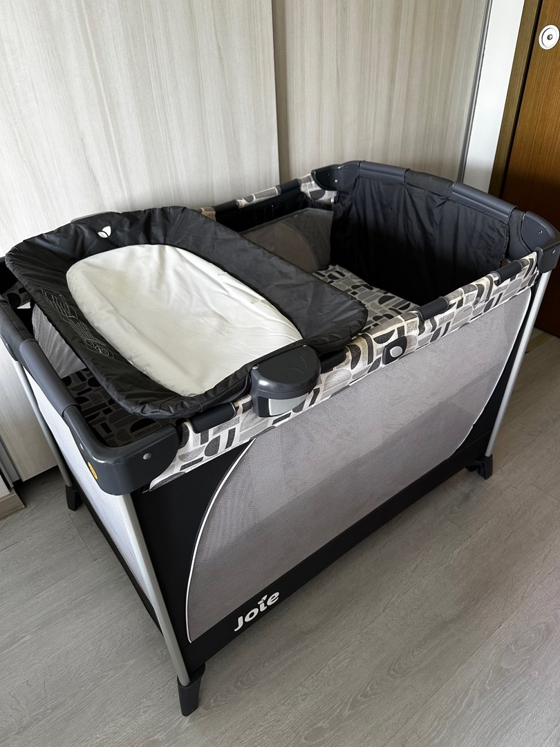 Joie Playpen Commuter Change TM + Baby Dream Mattress, Babies & Kids, Baby Nursery & Kids