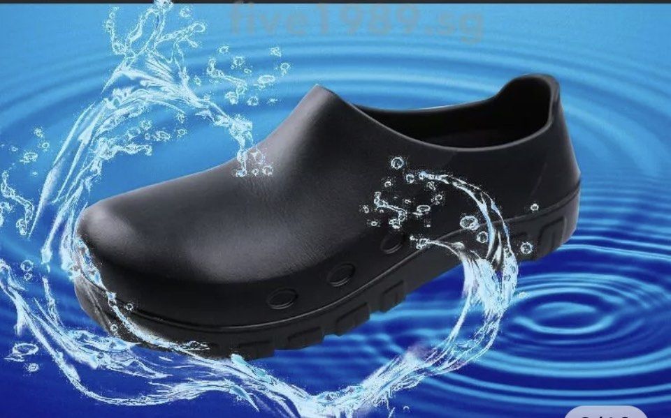 Kitchen shoes /safety shoes, Men's Fashion, Footwear, Casual shoes on