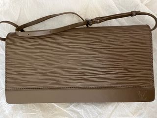 （分類：）位於 。 由 Jam12 提交（商品編號 1219760899，圖片 1）。簡介： 。