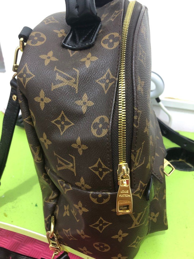 LV backpack medium size (Category: Luxury Bags & Wallets) located in Manila. Submitted by zaikygeovy (Listing ID 1219879126, Image 2). Description: Very good condition Super nice Used once.
