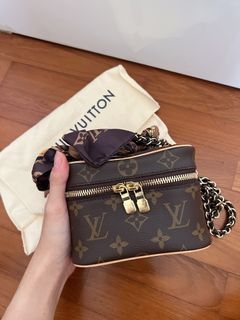 Lv nice mini toiletry pouch, Luxury, Bags & Wallets on Carousell