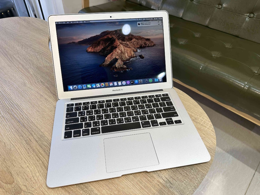 A3) MacBook Air 13 2015 i5 4G 121G 充付-
