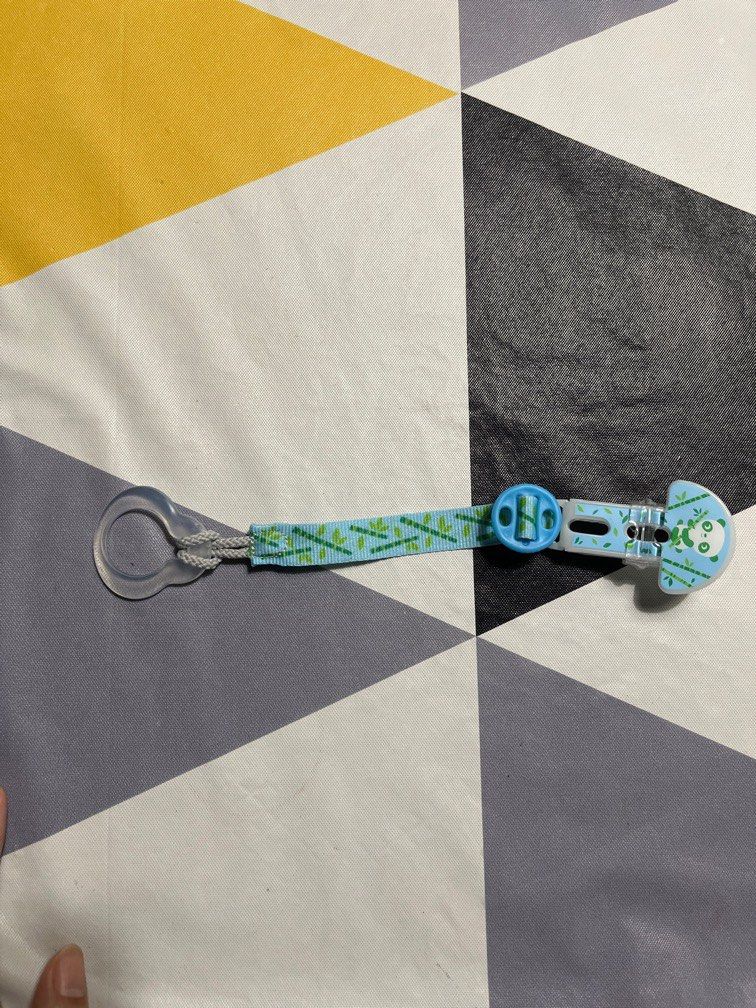 MAM pacifier holder, Babies & Kids, Nursing & Feeding, Soothers