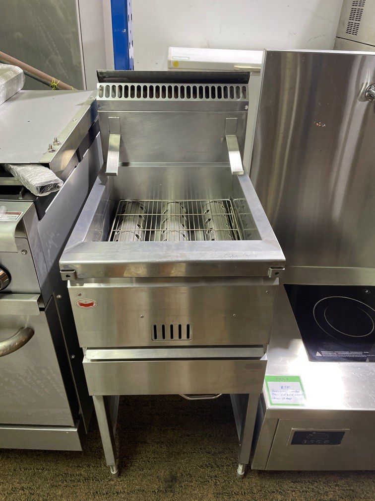 Maruzen freestanding gas deep fryer / tempura deep fryer, TV & Home