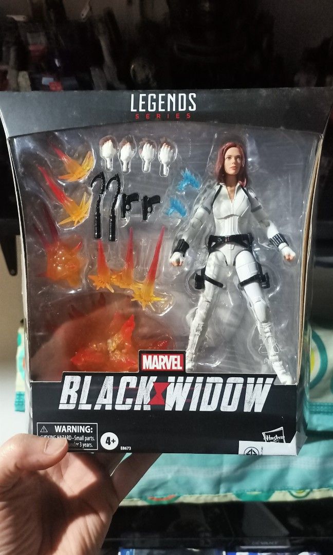 Marvel Legends Black widow Deluxe (Category: Figurines & Statues) located in Mandaluyong City. Submitted by noytoys23 (Listing ID 1219878767, Image 1). Description: Brand New sealed.