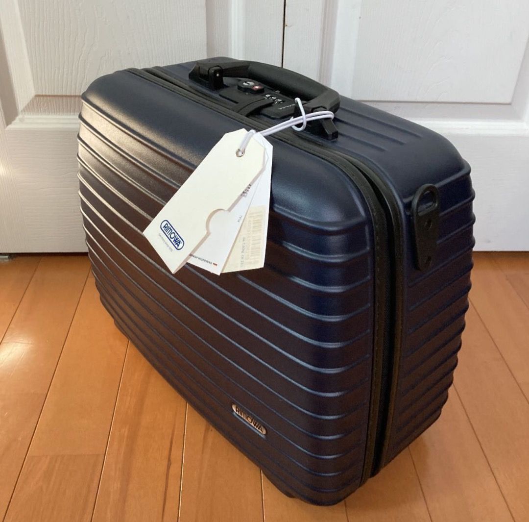 Rimowa salsa board store case