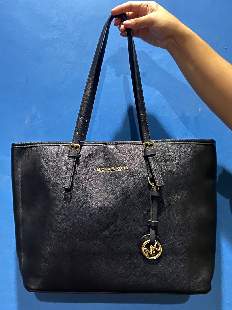 Michael Kors multifunction tote bag, Luxury, Bags & Wallets on Carousell