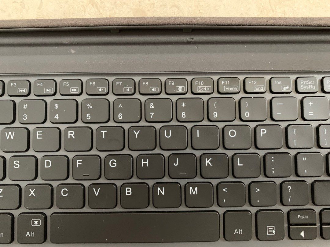 Moko Bluetooth Keyboard/Type cover for Microsoft Surface Pro 37