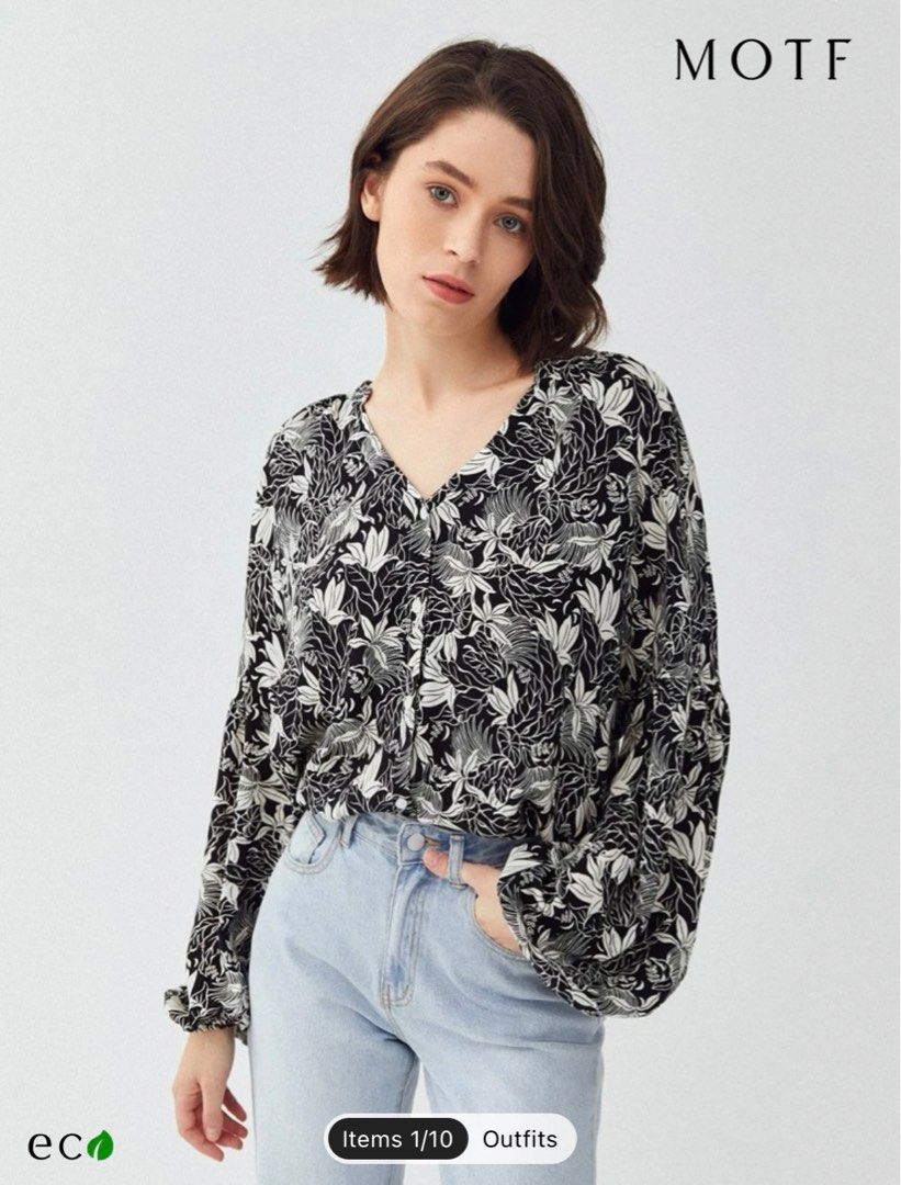 Women’s Blouse (Category: Blouses) located in Singapore. Submitted by inuse (Listing ID 1219786347, Image 1). Description: ECO BLOUSE MADE OF LENZING™ ECOVERO™ BRANDED VISCOSE FIBERS BNWOT never worn before | rtp $41 100% viscose, cooling for SG weather NM +$2 Product Measurement Shoulder:84.4 cm Length:64.5 cm Sleeve Length:40 cm Bust: 118 cm Cuff:19 cm.
