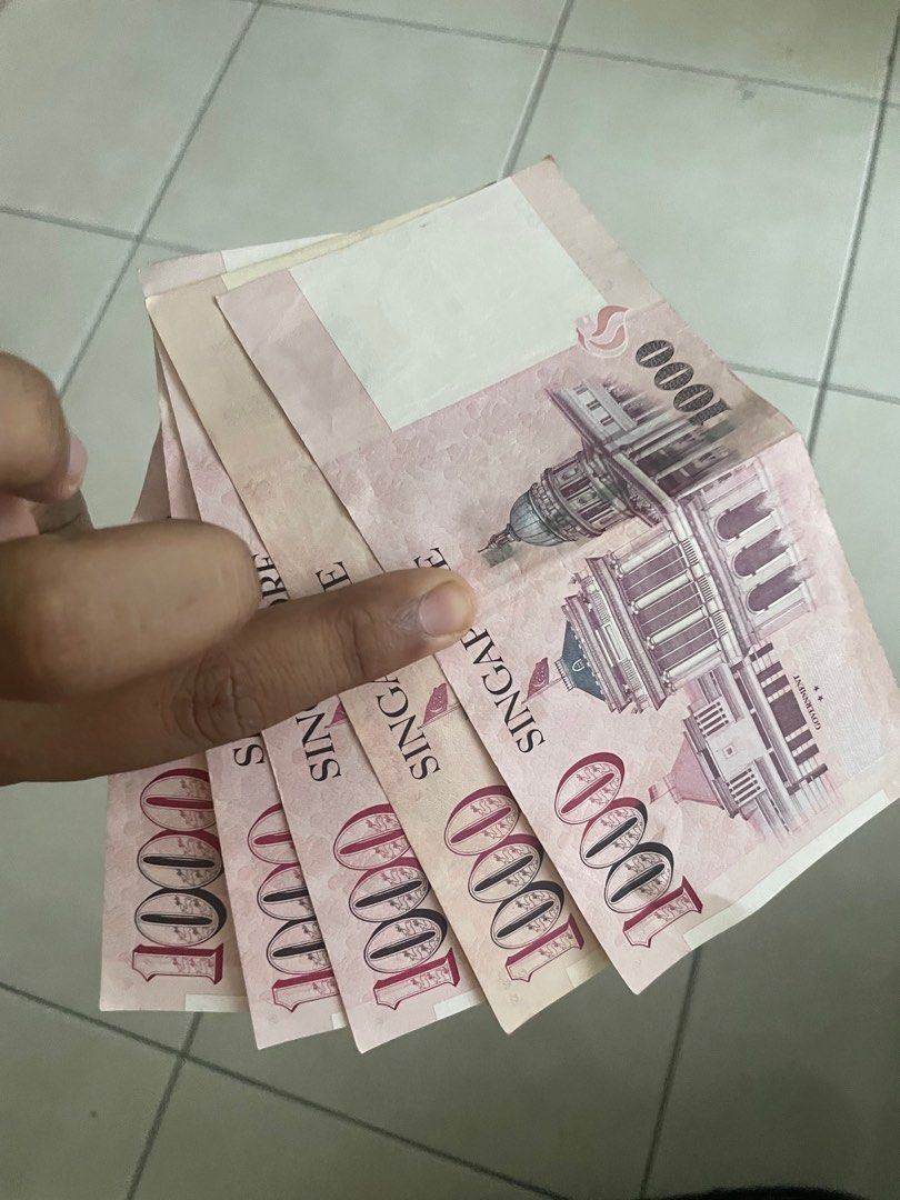 Need Change 1000SGD to MYR (Higher offer), Hobbies & Toys, Collectibles &  Memorabilia, Currency on Carousell