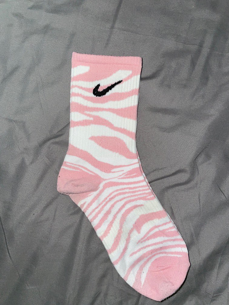 sock nike sneakers