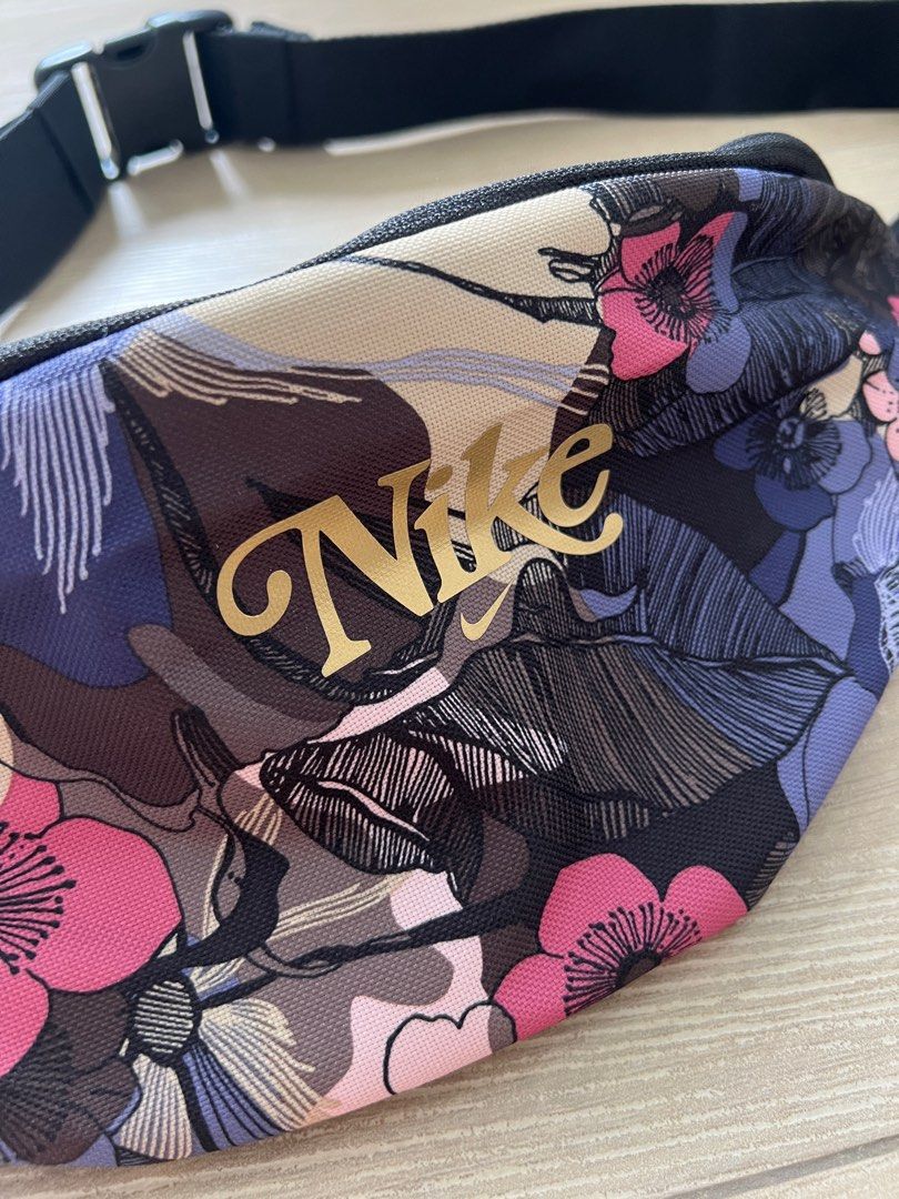 NIKE WAISTBAG NIKE HERITAGE HIP PACK Women s Fashion Bags