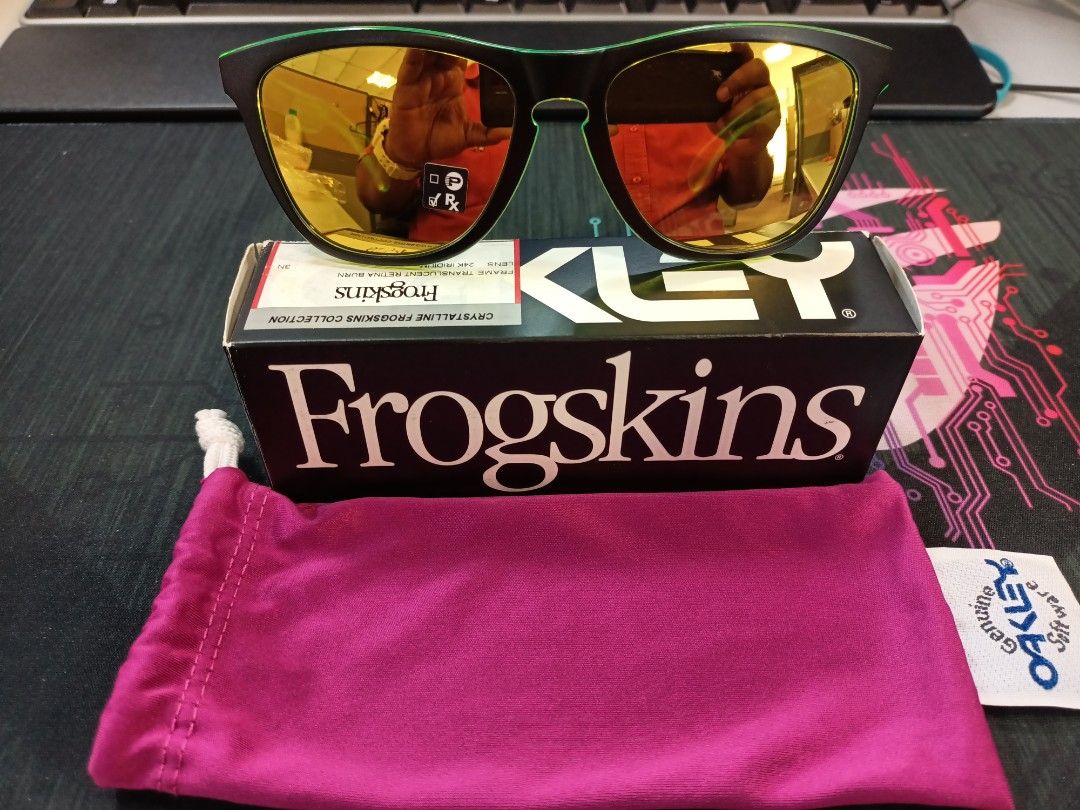oakley Frogskins crystalline Collection - Retina Burn - 24K Gold - oakley  Sunglasses, Men's Fashion, Watches & Accessories, Sunglasses & Eyewear on  Carousell