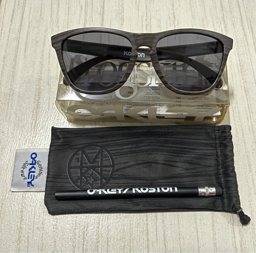 Oakley Frogskins Koston Woodgrain, Men's Fashion, Watches & Accessories,  Sunglasses & Eyewear on Carousell
