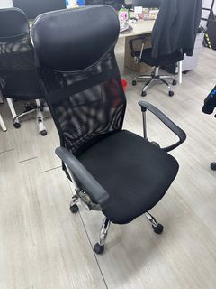 OFFICE CHAIRS